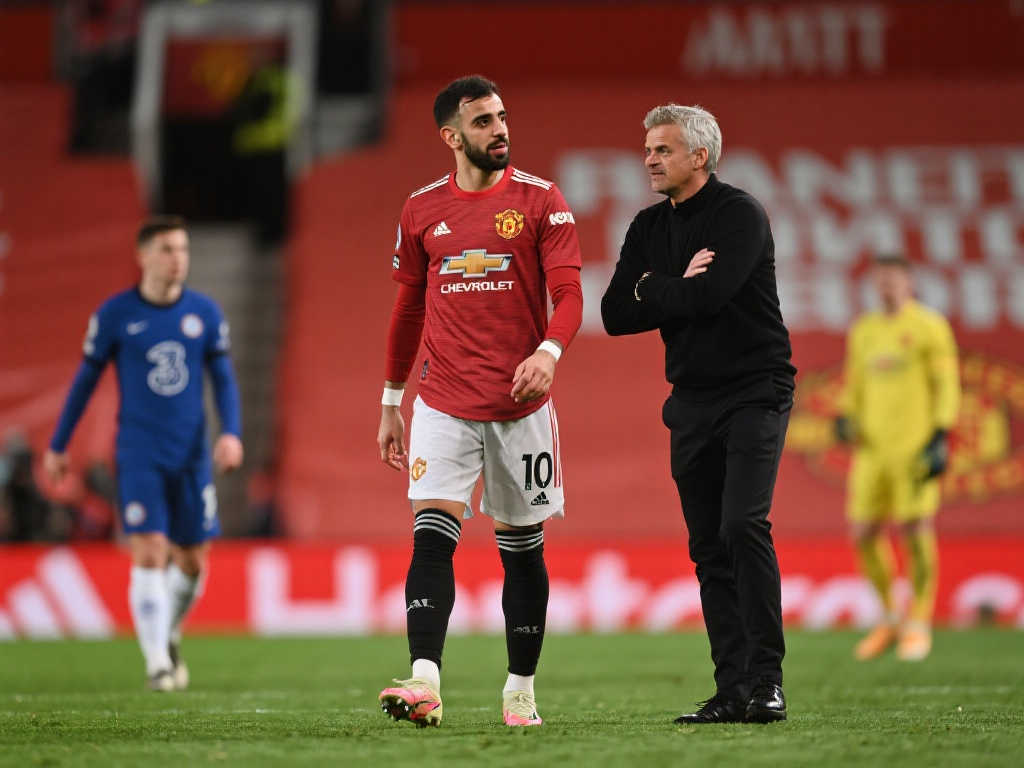 B费无视沙特诱惑,誓助曼联重振雄风!阿莫林力保芒特,下赛季成关键一战 B费无视沙特诱惑,誓助曼联重振雄风!阿莫林力保芒特,下赛季成关键一战